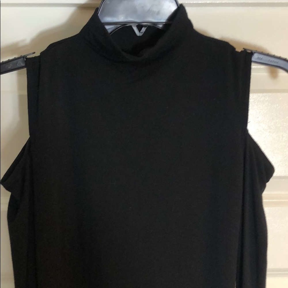 Bailey 44 cold shoulder long sleeve mock neck top - Picture 3 of 8